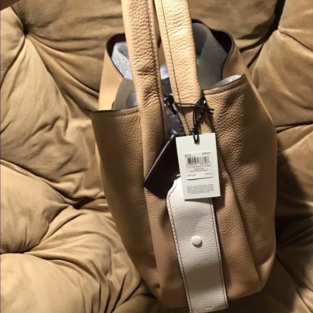 Coach 1941 Beechwood Bandit Hobo